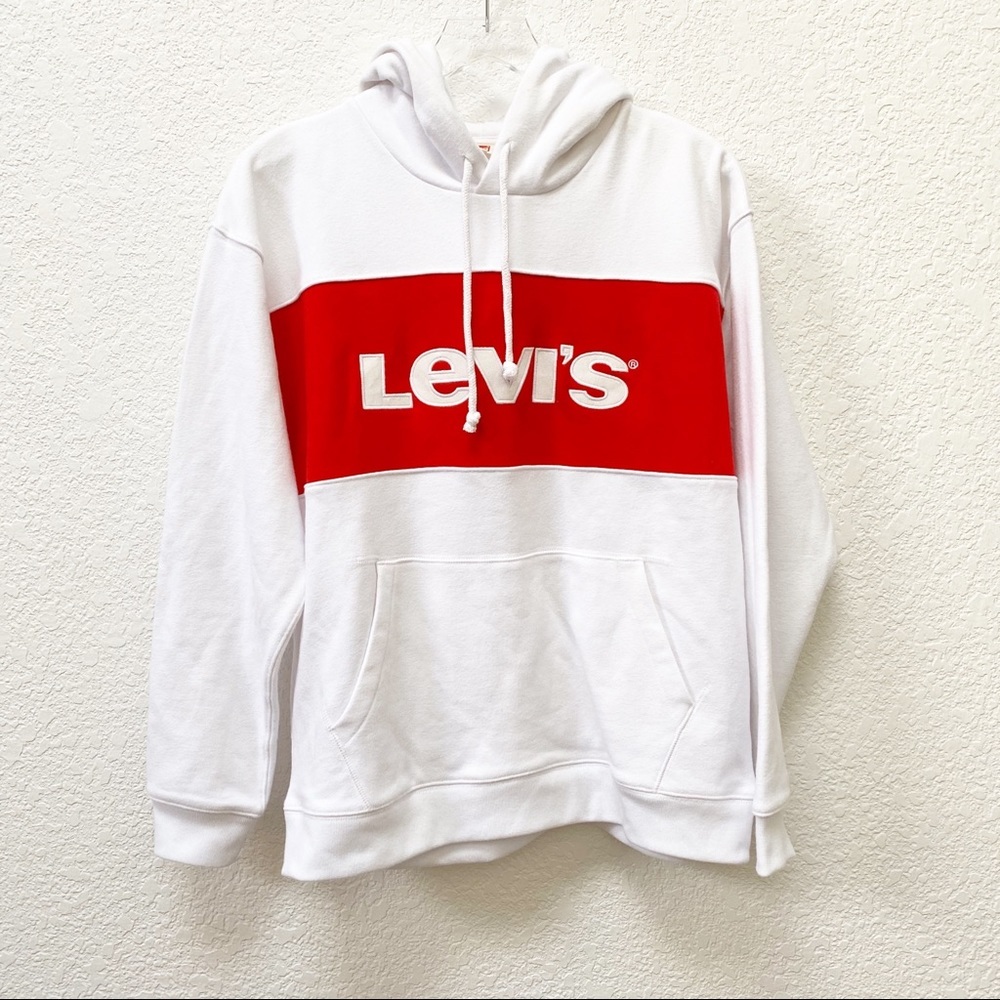 Levi’s • White Embroidered Logo Pullover Hoodie